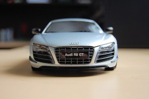 audi_r8gt2