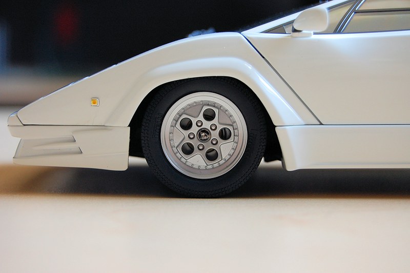 lambo_countach25th2