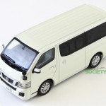 kyosho_NISSAN NV350 CARAVAN (1)