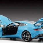 fa_Aston Martin Vanquish Coupe baby blue2