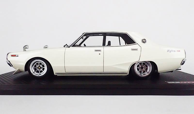イグニションモデル　日産スカイライン　GTX (GC110) イグニッションモデル 1/18 日産 スカイライン 2000 GT-X (GC110