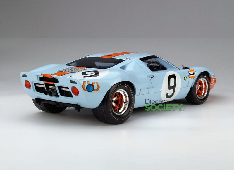 MAISTO 1/18 – FORD GT – 2017 – Little Bolide