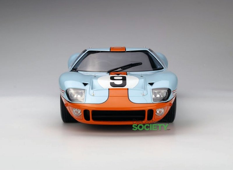 MAISTO 1/18 – FORD GT – 2017 – Little Bolide