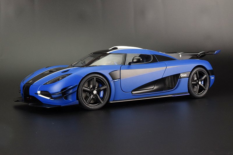 AUTOart Koenigsegg One:1 - Matt Imperial Blue - DiecastSociety.com