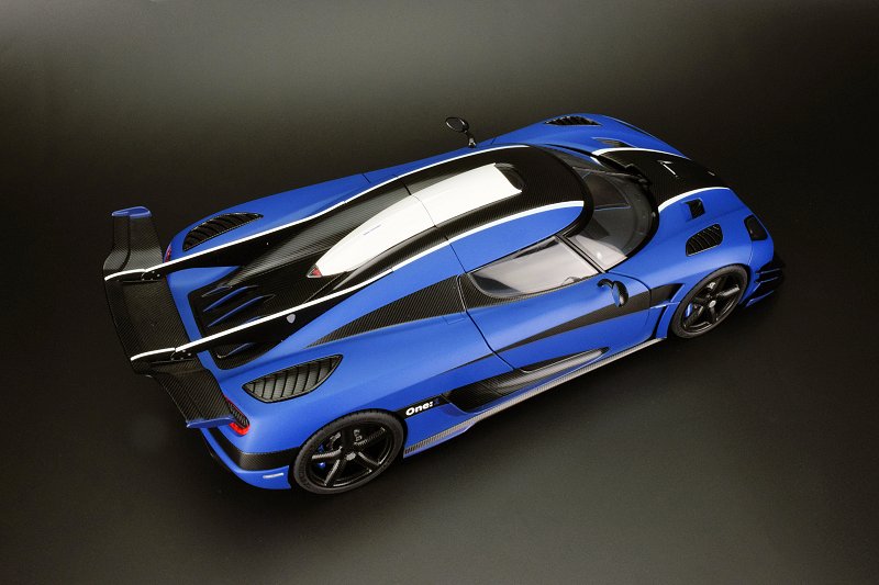 AUTOart Koenigsegg One:1 - Matt Imperial Blue - DiecastSociety.com