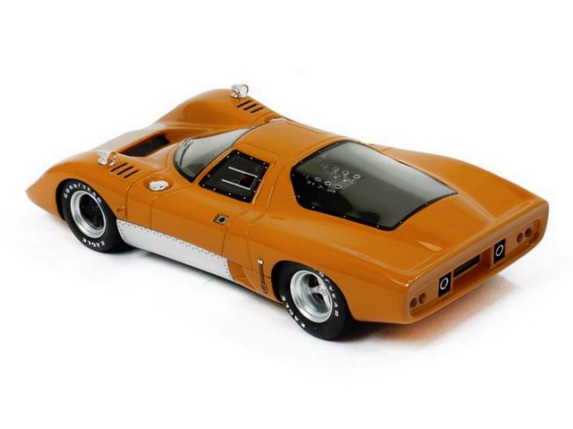 IXO Models New 1969 McLaren M6B GT • DiecastSociety.com
