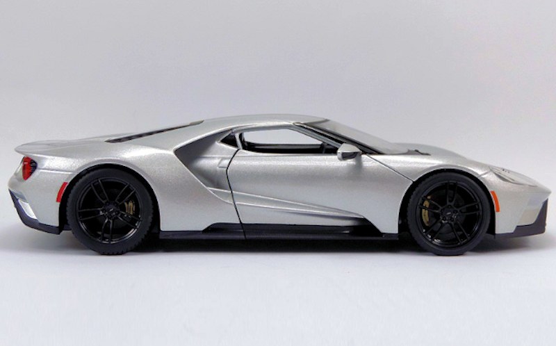 マイスト　Maisto フォード GT Ford GT 1/18 Amazon.com: Maisto 1:18 Special Edition 2019 Ford GT : Toys