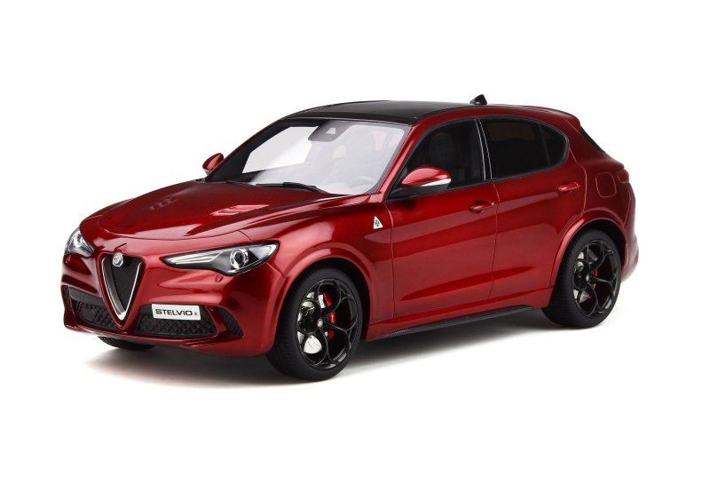 OT285-Alfa-Romeo-Stelvio-Quadrifoglio-2.jpg