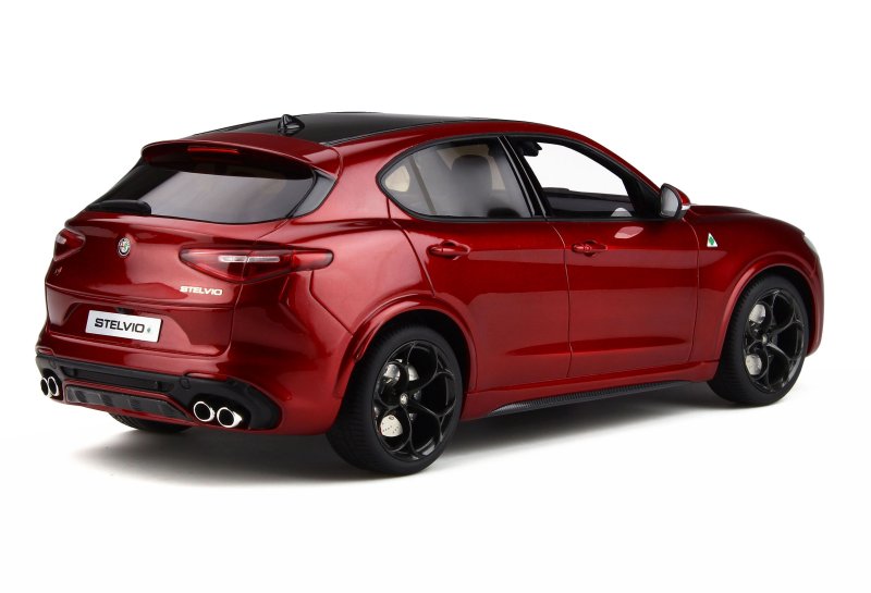 OT285-Alfa-Romeo-Stelvio-Quadrifoglio-3.jpg