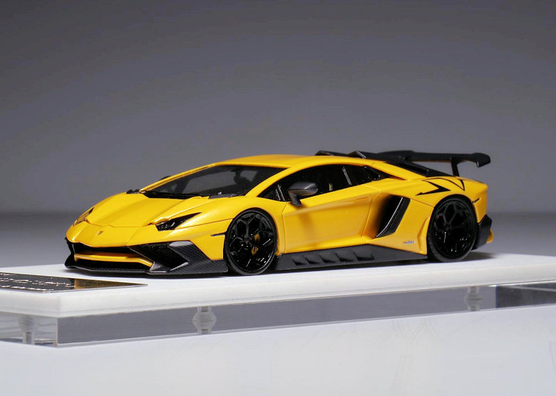 Davis & Giovanni Novitec Aventador SV - Yellow/Black • DiecastSociety.com