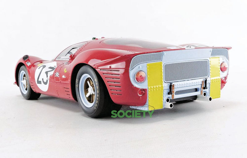 MINICHAMPS 1/18 – MERCEDES-BENZ AMG GT-R – 2021 - Little Bolide