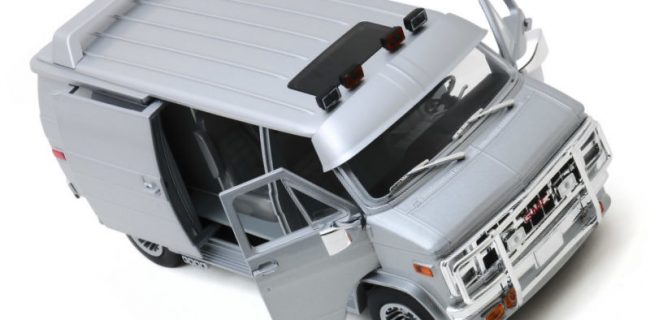 GreenLight 1983 GMC Vandura - Silver Metallic