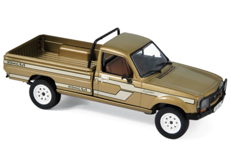 Mobylette PEUGEOT 103 L de 1972 Beige 1/18 NOREV –