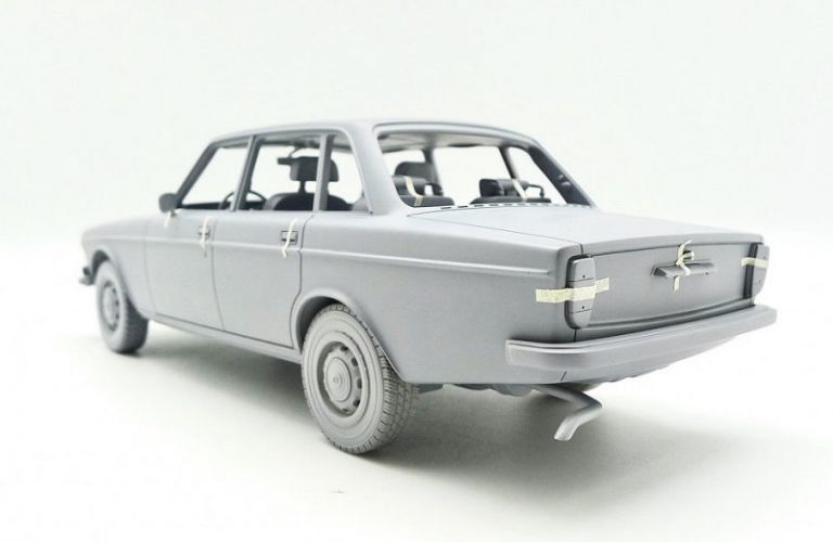 DNA Collectibles 1:18 Volvo 164E Año de construcción 1972 verde