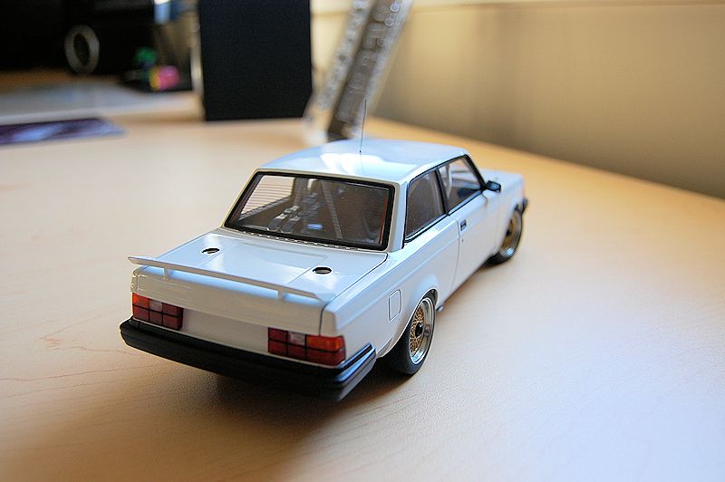 AUTOart Volvo 240 Turbo Presentation Car - DiecastSociety.com