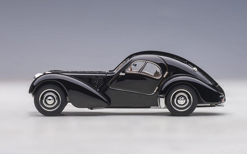 AUTOart New Bugatti Type 57SC Atlantic • DiecastSociety.com