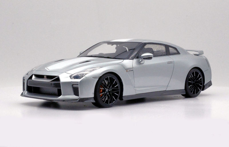 One Model Nissan GT-R R35 50th Anniversary Edition One Model Nissan GT-R R35 50th Anniversary Edition
