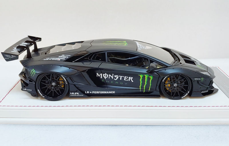 D&GLB★PERFORMANCE AVENTADOR 2.0 ROADSTER D&G LB Aventador 2.0 Roadster in Rosa Acantis Stradman's car