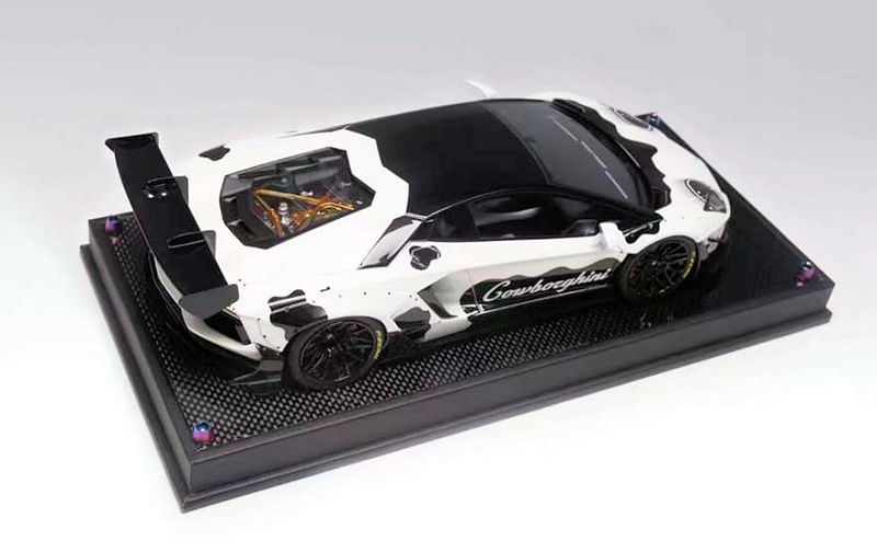 Timothy & Pierre Aventador 2.0 White w/ Louis Vuitton Livery