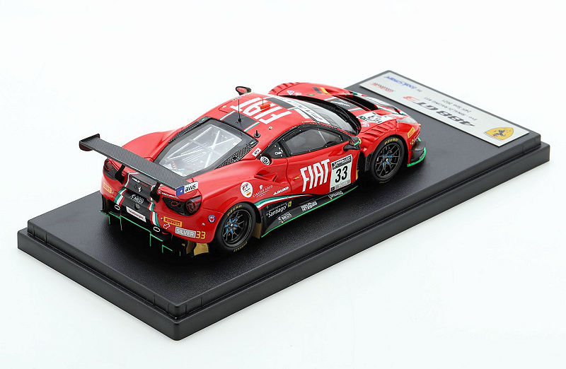 FIRST LOOK: Looksmart Ferrari 488 GT3 #33 Rinaldi Racing