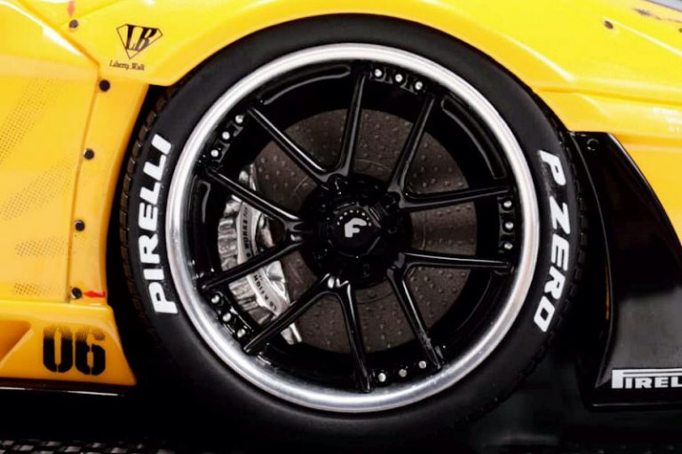 TP LB Aventador 2 0 Yellowf DiecastSociety