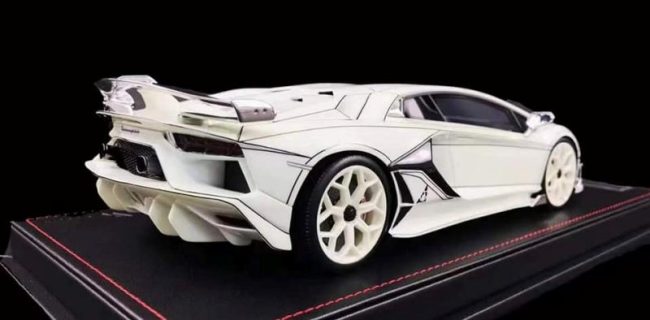 Timothy & Pierre Aventador 2.0 White w/ Louis Vuitton Livery