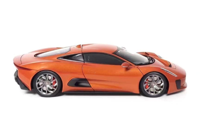 ミニカー　1/18 Jaguar C-X75 - 2015(ファイヤーサンドメタリック) [810604] FIRST LOOK: Almost Real Jaguar C-X75 2015 - Firesand