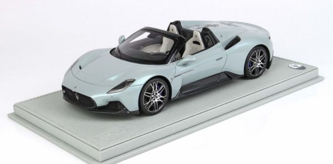 ミニカー　1/18 Maserati MC20 CIELO Acqua Marina ケース付 [P18222A1V] Maserati MC20 Cielo 1:18 model car BBR P18222A - Modelkars