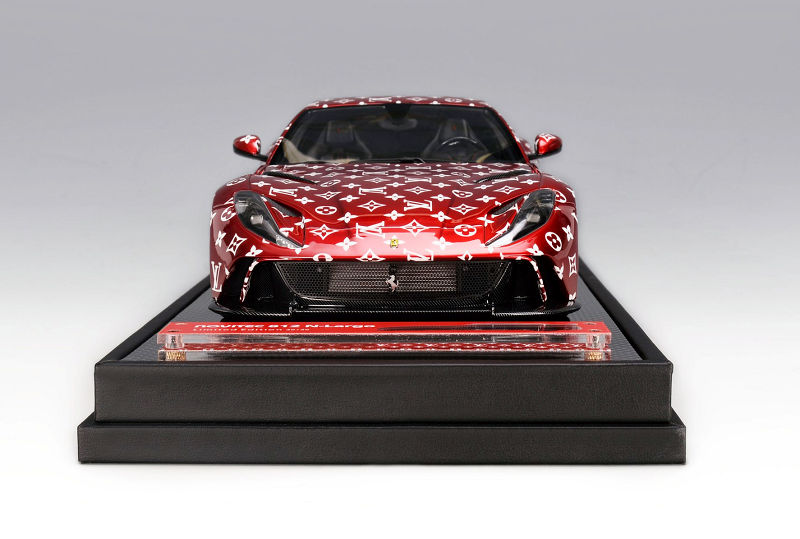 1/18 Ivy Ferrari Novitec F8 N-Largo Louis Vuitton LV Theme (Red) Resin Car  Model Limited 30 Pieces