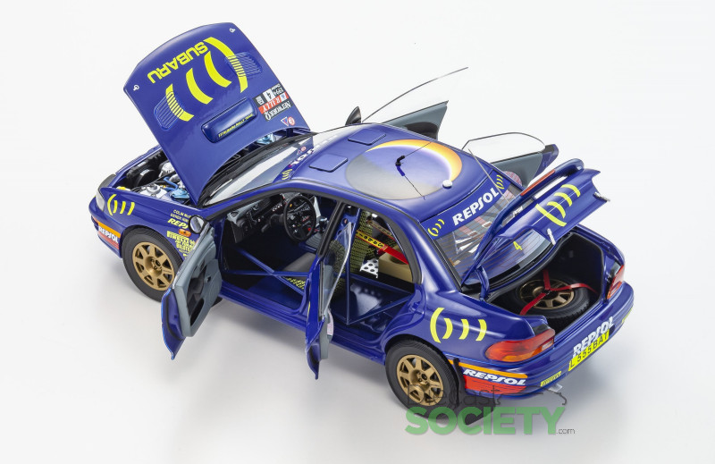 Subaru Impreza 555 ミニカー 1994年 1:18 Subaru Impreza 555 Richard Burns Rally New Zealand 1994