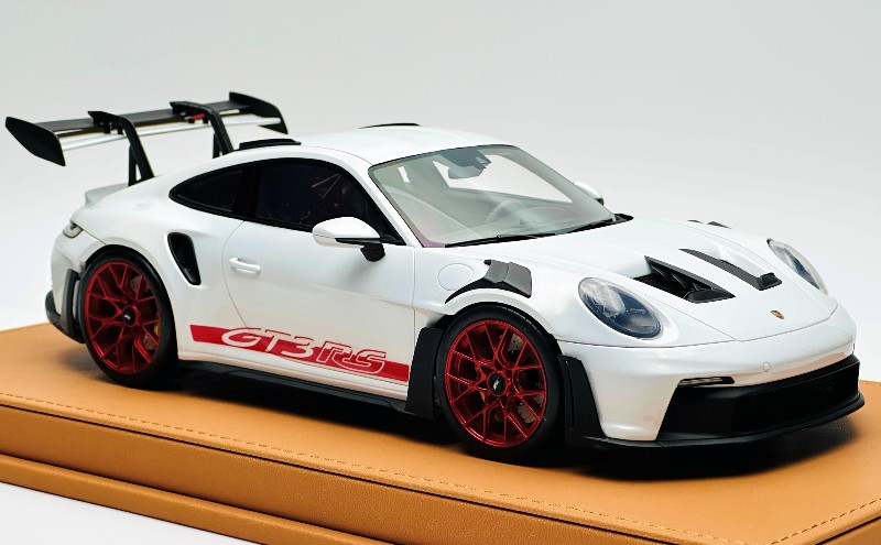 Lady Bug 1:18 Porsche 911 GT3 RS 2023 (UPDATE) •