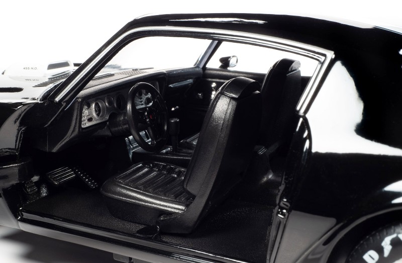 Chevrolet - ウェリー/&#39;72Pontiacポンティアック TransAmトランザム 1/18 Amazon.co.jp: American Muscle 1972 ポンティアック ファイヤー
