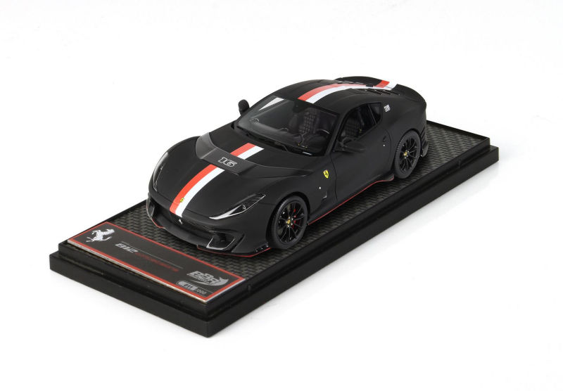 Ferrari 812 Competizione 1:18