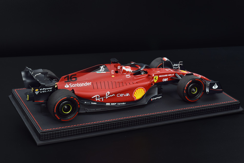 La Ferrari F1-75 vainqueur du Grand Prix de Bahreïn en 2022 est disponible  en miniature