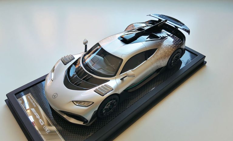 Project One Model 5 REVIEW: VIP Models Mercedes-AMG Project One • DiecastSociety.com
