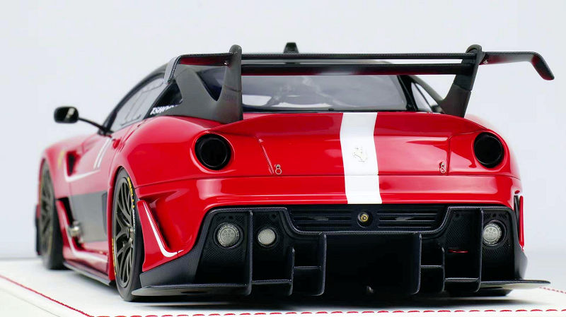 Davis & Giovanni Ferrari 599XX EVO • DiecastSociety.com
