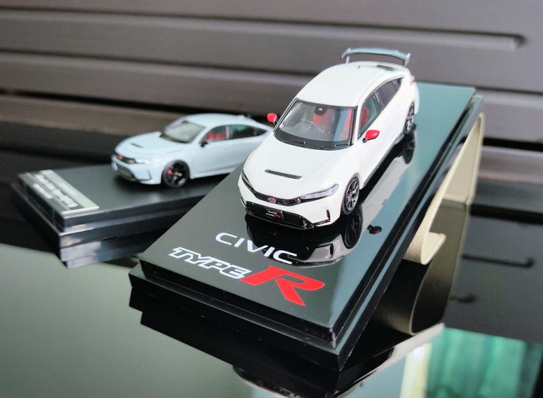 HobbyJapan vs Motorhelix Civic Type R FL5 (20) •