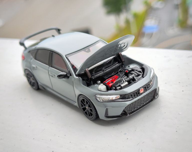 HobbyJapan vs Motorhelix Civic Type R FL5 (28) •