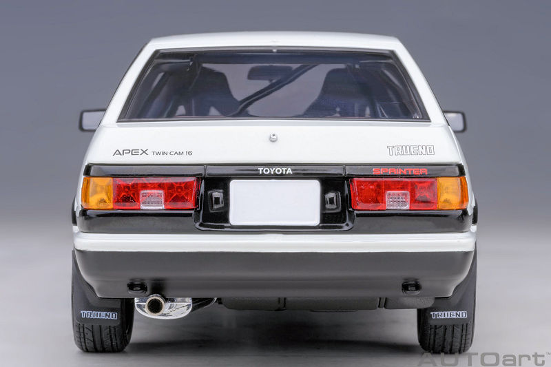 DISM SPRINTER TRUENO[AE86] 後期型 ディズム Amazon | DISM 1/24 SPRINTER TRUENO AE86 後期型 黒/銀 完成品