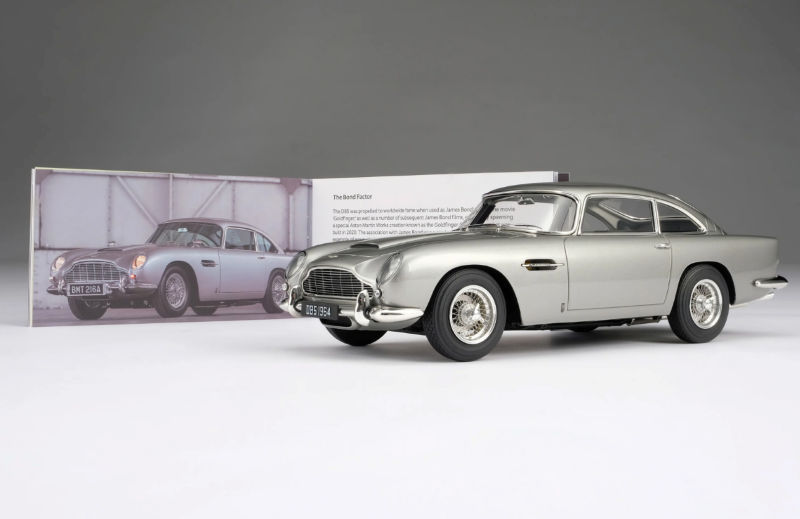 Eaglemoss 1:8 - 1 - Voiture miniature - Aston Martin DB5 James