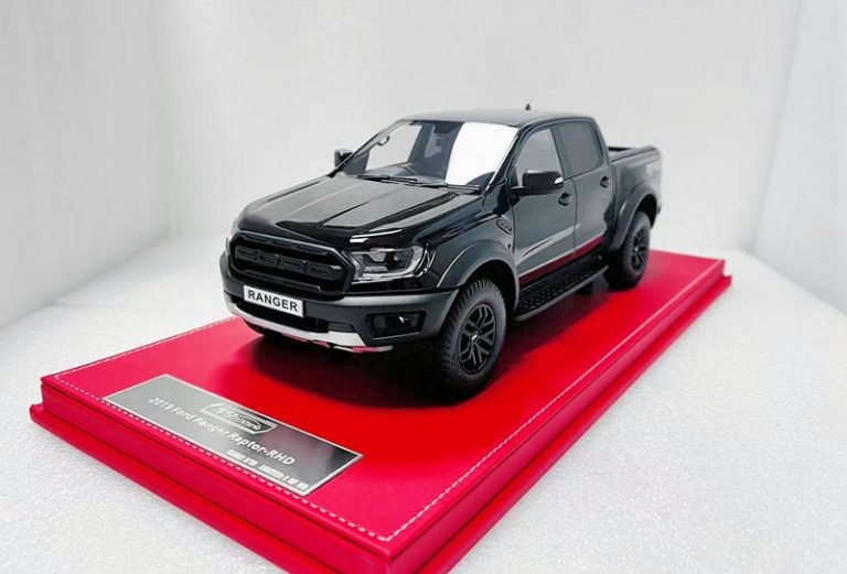 mk_Ford Ranger RaptorBLK3 • DiecastSociety.com
