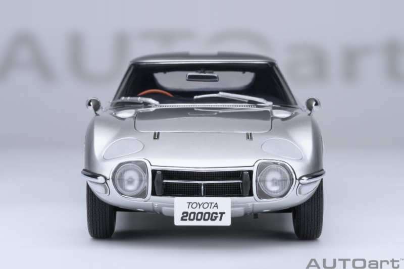 AUTOart's Re-Released Toyota 2000GT 1967 (UPDATE